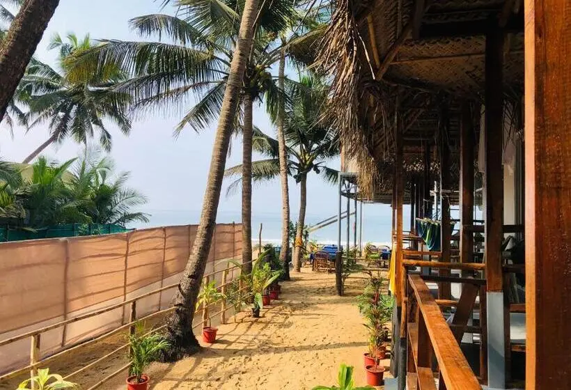 Hotelli Agonda Beach Chalets
