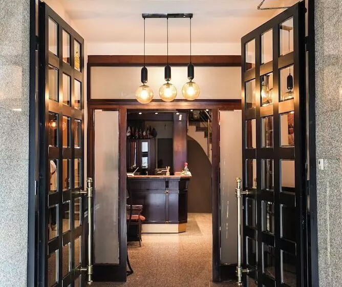 هتل Gold Inn