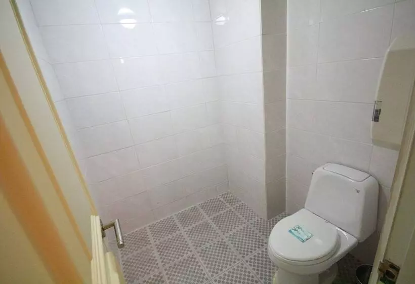 Alibaba Motel   New Building