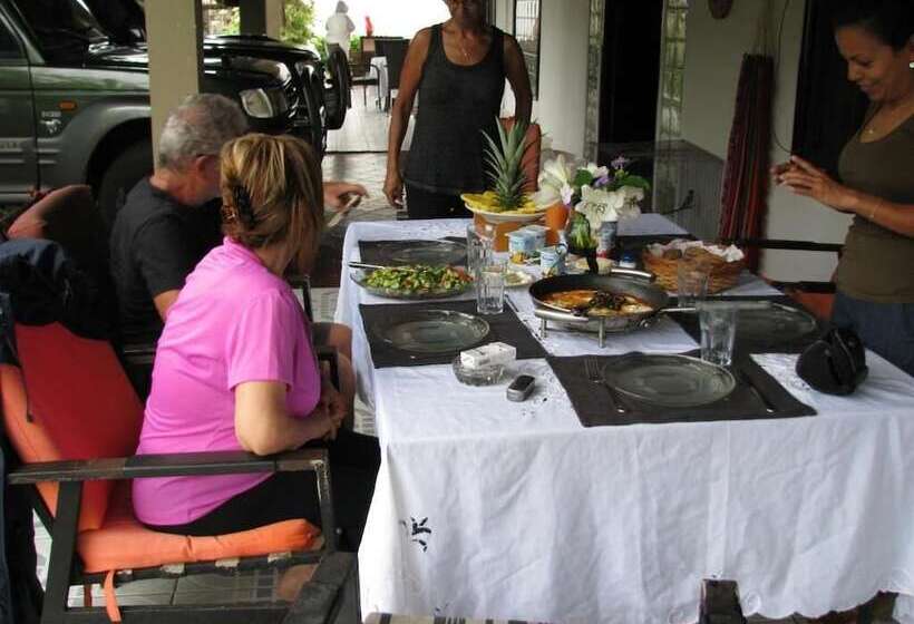 Bed and Breakfast Kibutz De Rita