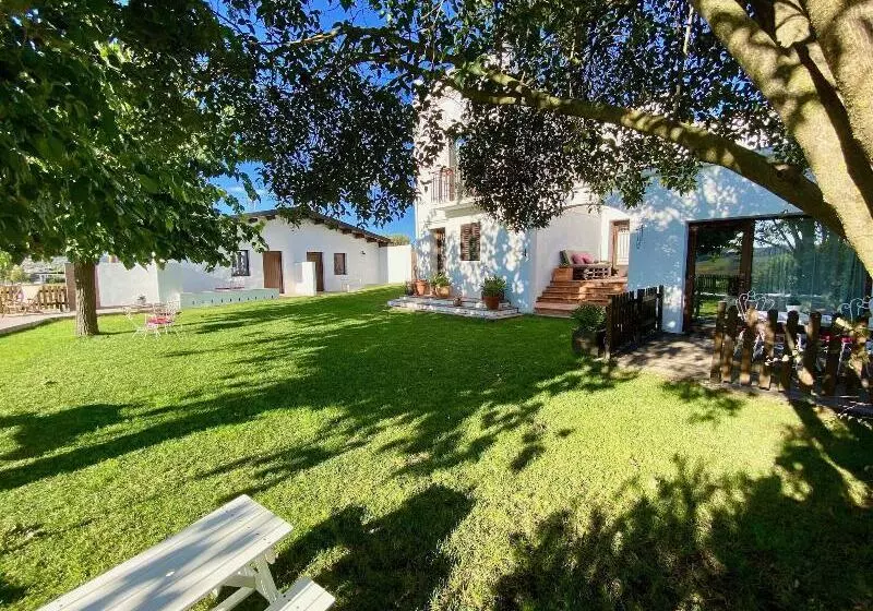 Bed & Breakfast Wine & Cooking Penedes