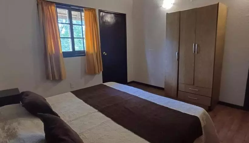 Hotelli Complejo Laderas Del Cerro