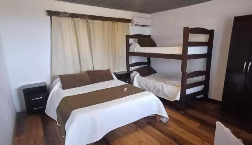Hotelli Complejo Laderas Del Cerro