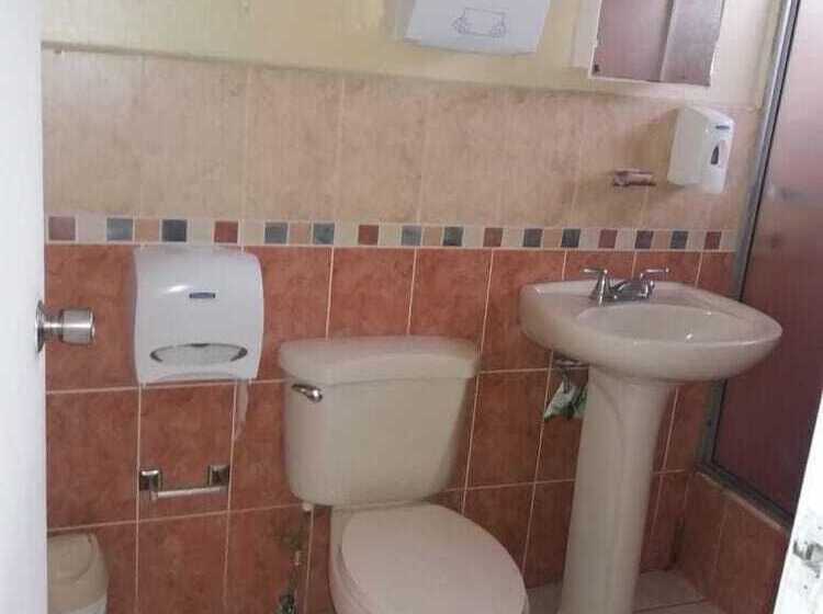 هتل Maxim Habitaciones