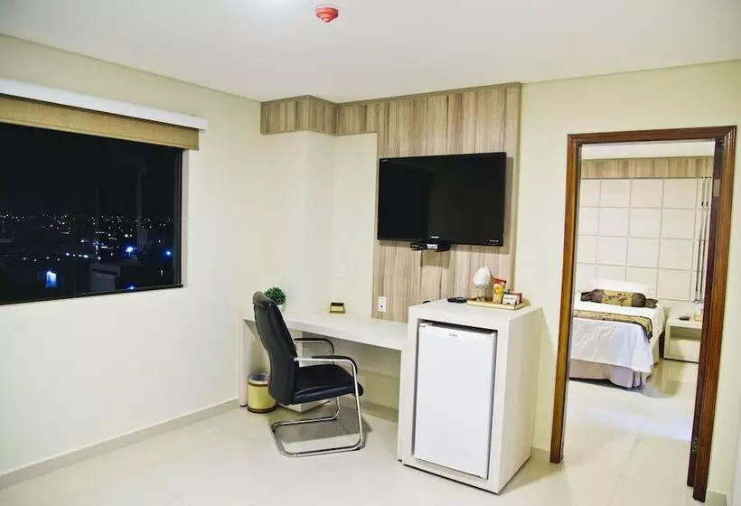 هتل Megal Suites