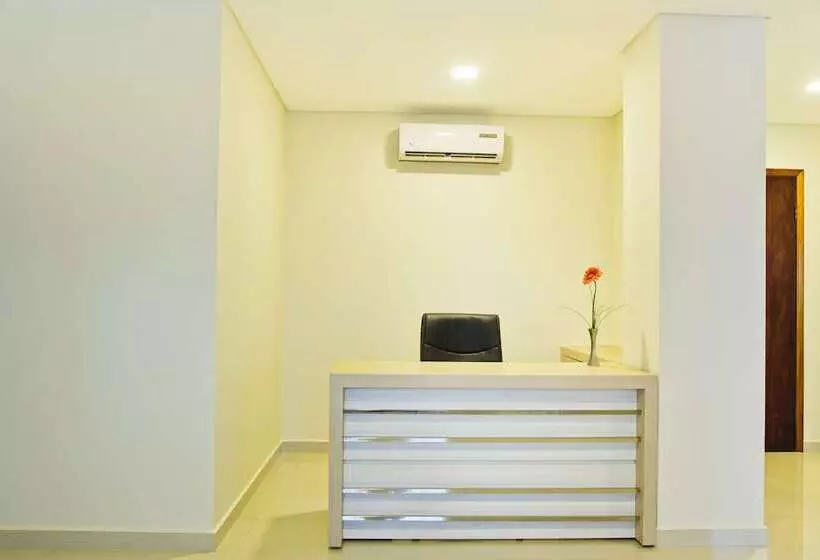 هتل Megal Suites