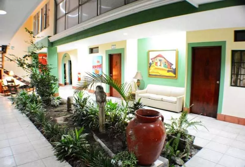 هتل Plaza Cosiguina