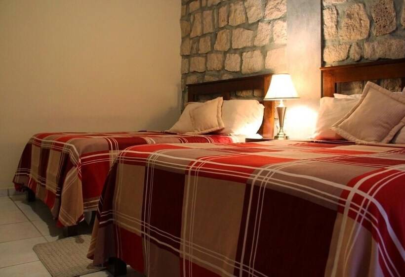 هتل Plaza Magdalena