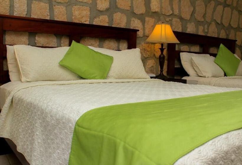 هتل Plaza Magdalena