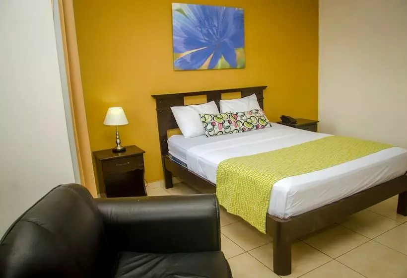 ホテル Residencial Cervantes