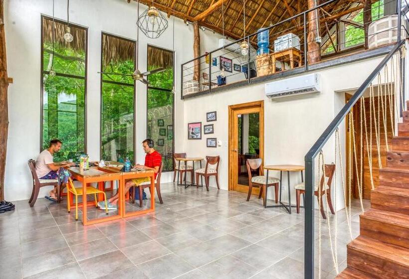 فندق Socialtel Maderas