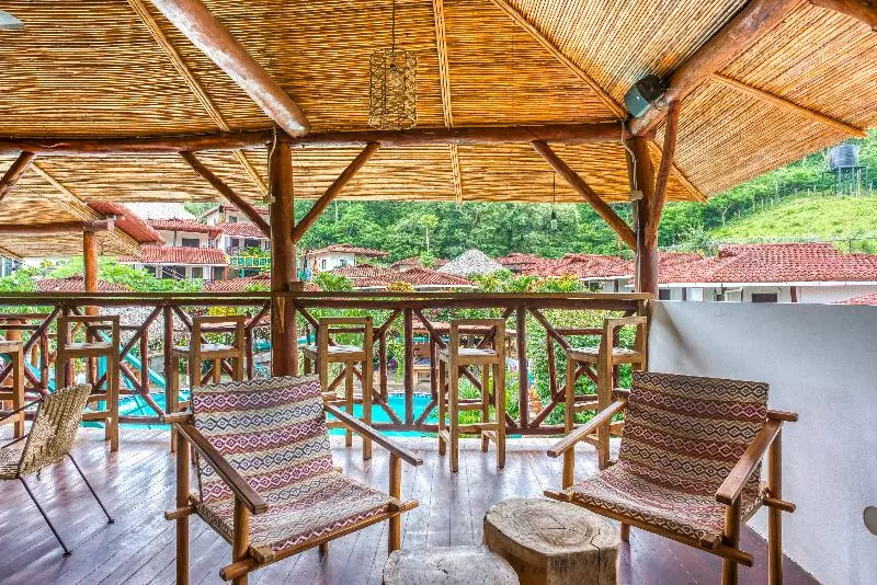 Hotelli Socialtel Maderas