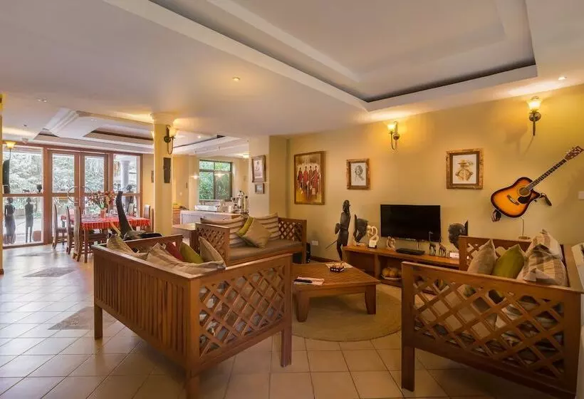 هتل The Lodge Tellamande