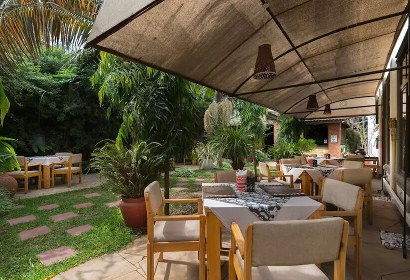 هتل The Lodge Tellamande