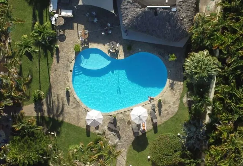 هتل Voramar