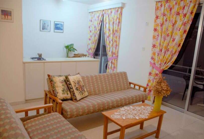 Palm Sea Hotel Apartments 2