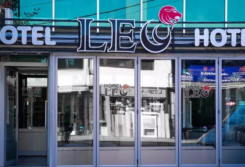 Hotel Leo