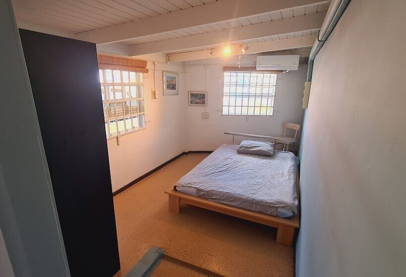 پانسیون Villa Creole