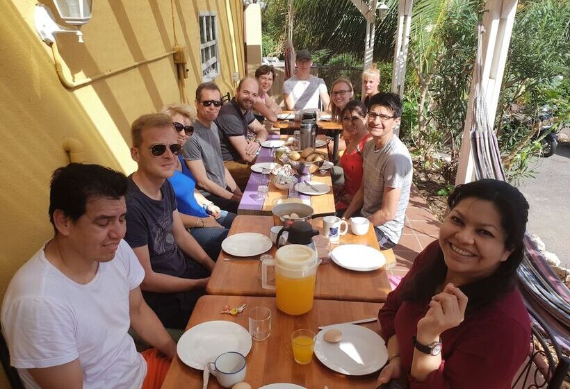 پانسیون Villa Creole