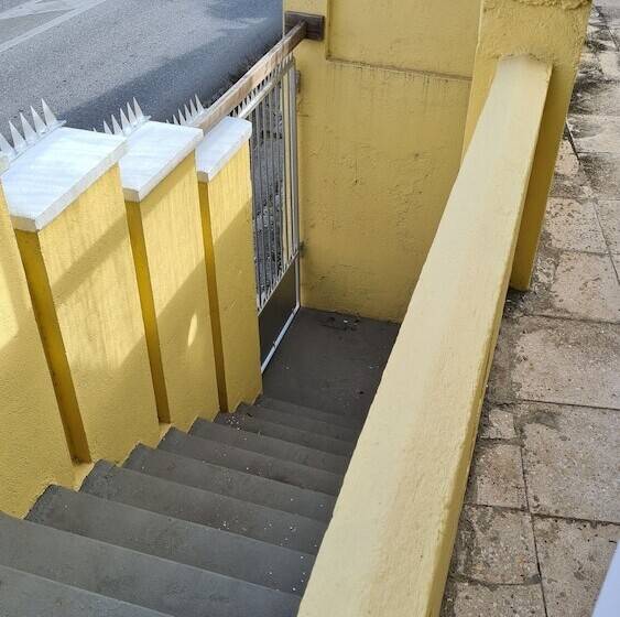 پانسیون Villa Creole