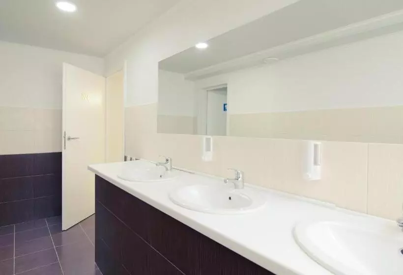 Gar'is Hostel Kyiv