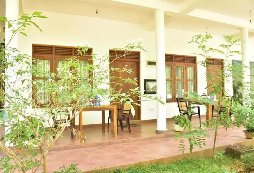 Happy Elephant Resort Udawalawe