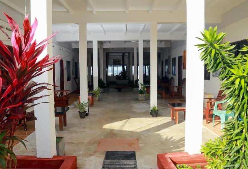 Отель Hansa Surf