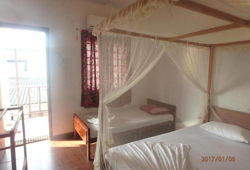 Отель Hansa Surf