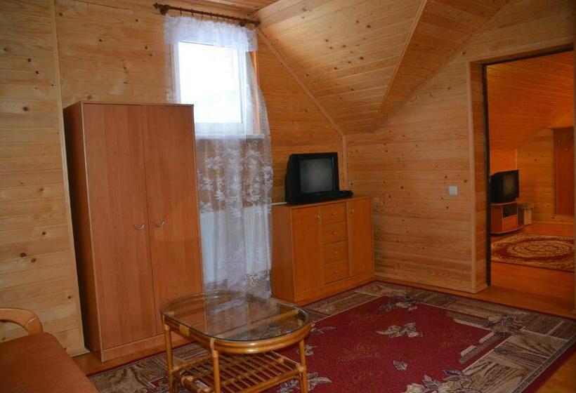 בית מלון כפרי Karpatski Zori