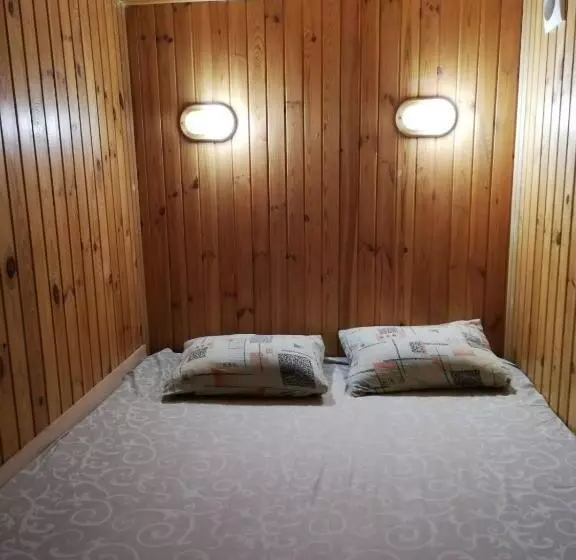 Hotel Rodina