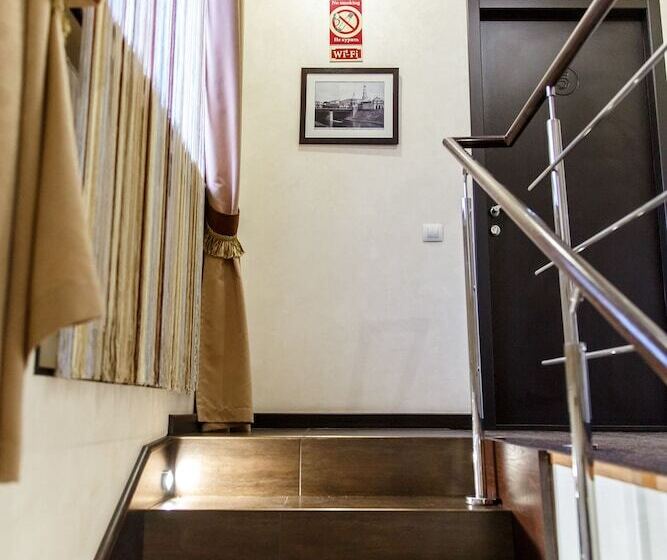 هتل Tsaritsynskiy