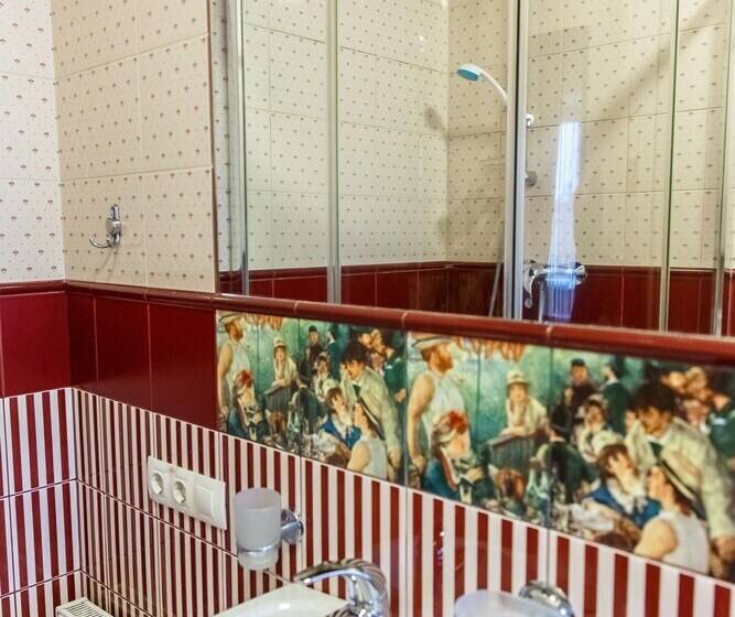 هتل Tsaritsynskiy