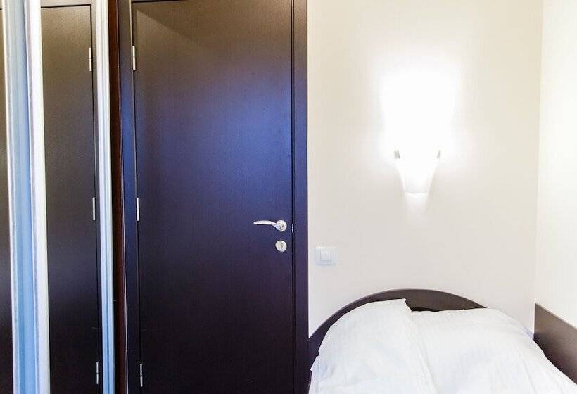 هتل Tsaritsynskiy