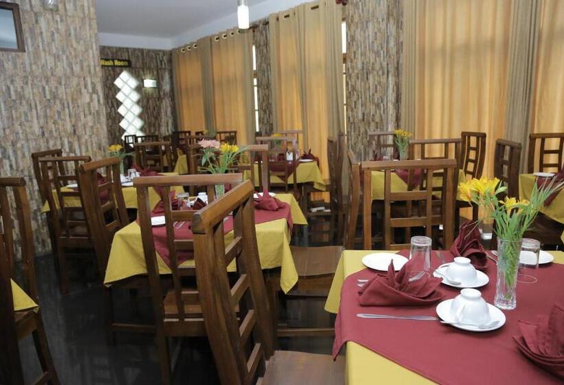 Lake View Hotel & Bungalow Ltd