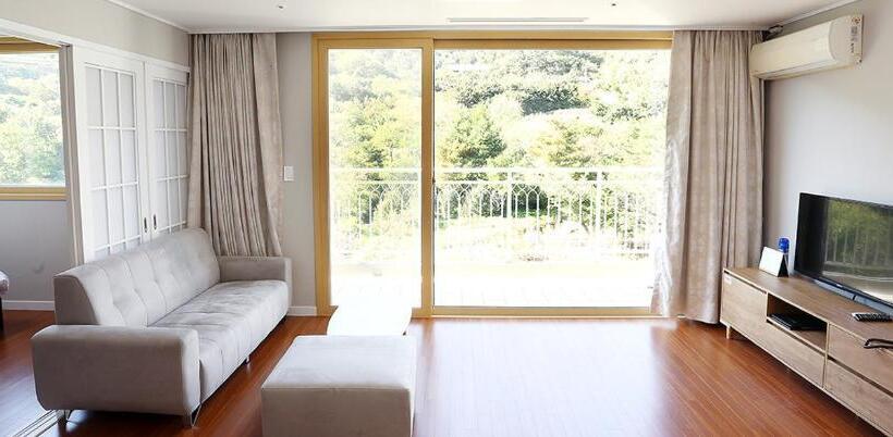 リゾートホテル The K Jirisan Family