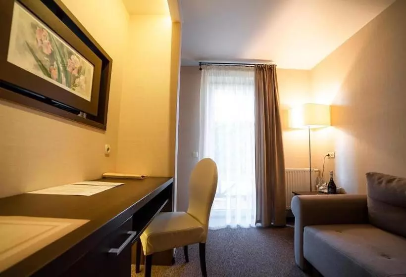 Sribni Leleky Hotel & Spa