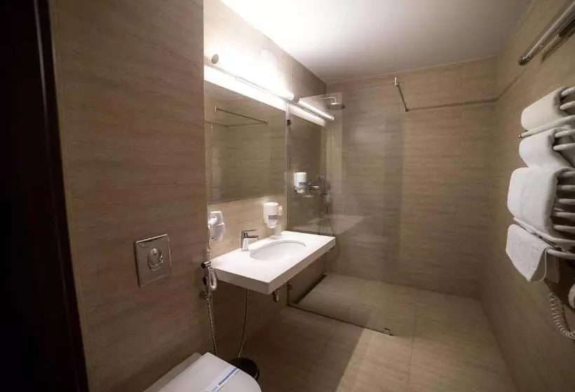 Sribni Leleky Hotel & Spa
