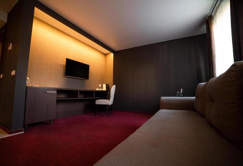 Sribni Leleky Hotel & Spa