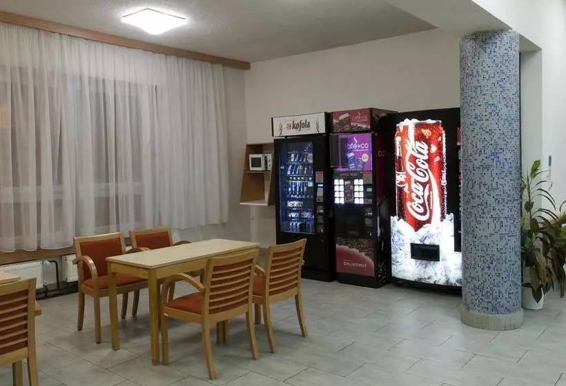 ユースホステル Tauferovy Koleje