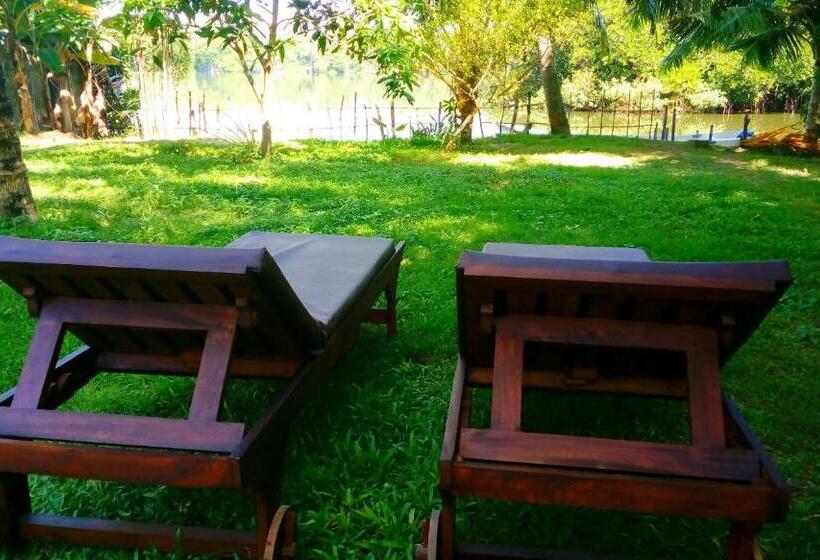 مبيت وإفطار Megabe Villa