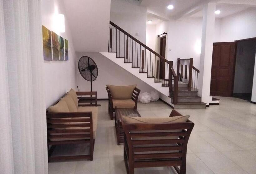 住宿加早餐 Villa Red Lobster