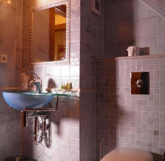 Dvůr Olšiny  Hotel And Horse Riding