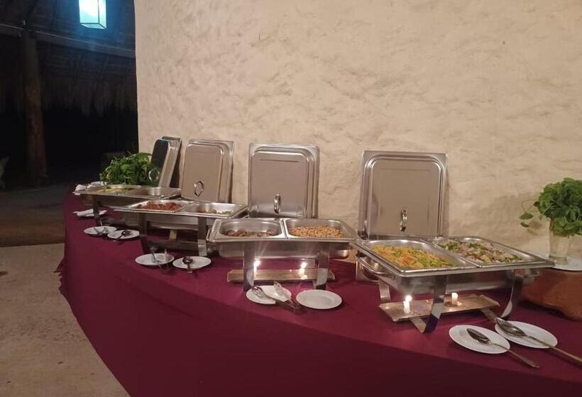 Giman Free Beach Resort