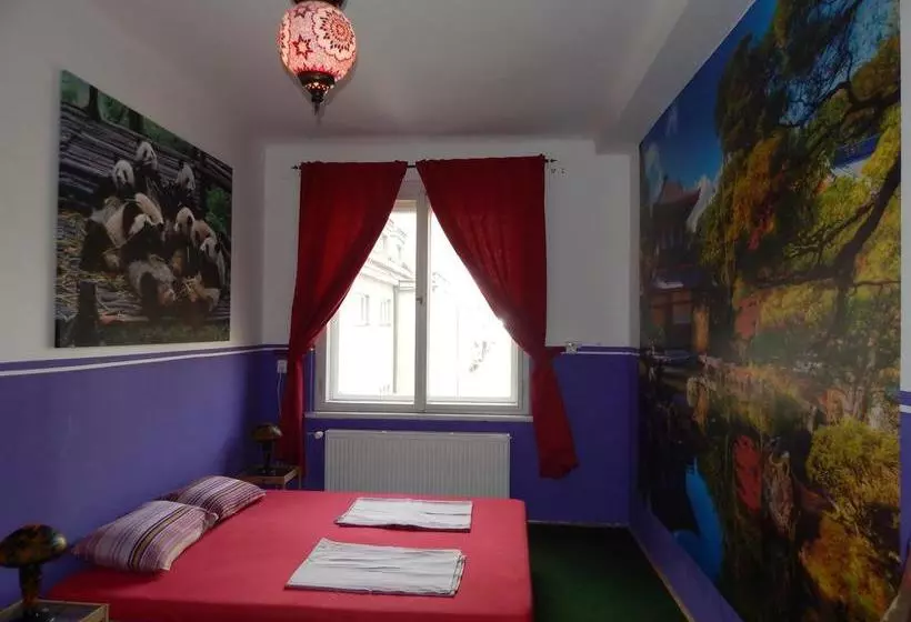 Hostel Delmedio
