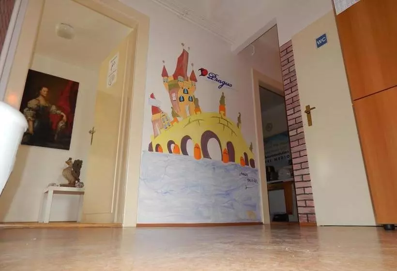 Hostel Delmedio