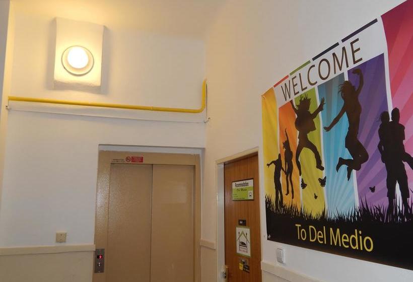 Hostel Delmedio
