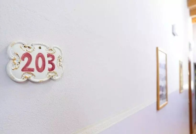ホテル Al Sole Albergo Ristorante