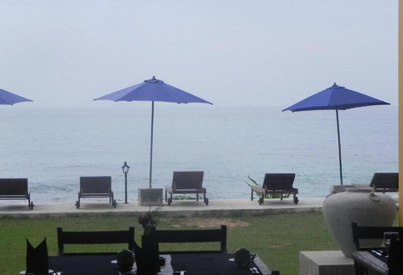 هتل Amanda Beach Villas