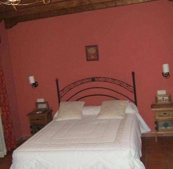 Hotel La Plata De Oropesa