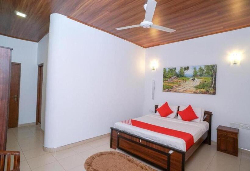 Hotel Mirissa Regent